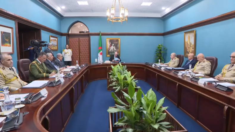 الرئيس تبون يترأس اجتماعا للمجلس الأعلى للأمن