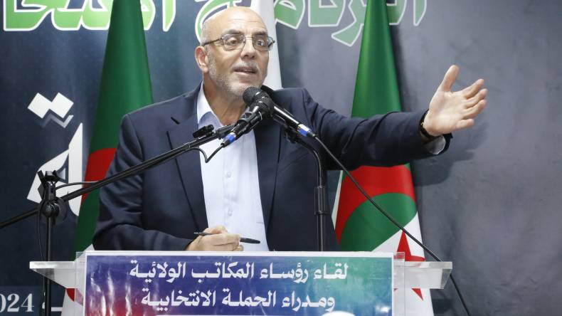 حركة “حمس” تدعو إلى حوار وطني واسع وجامع