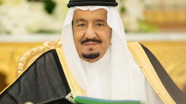 الملك سلمان يهنئ تبون على انتخابه رئيسا للجزائر لعهدة جديدة