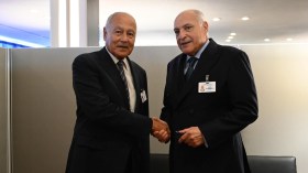 عطاف يُجري محادثات مع عدة وزراء ومسؤولي المنظمات