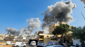  الحرب على لبنان.. 5 شهداء بينهم رئيس بلدية النبطية في غارة صهيونية