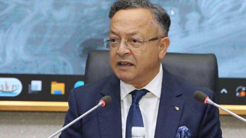 هذه النتائج الأولية لاجتماع بداري بممثلي طلبة الطب