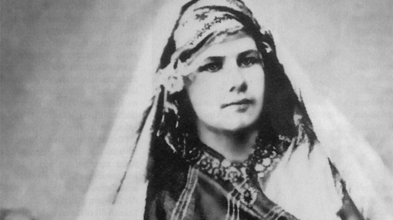 الصحافية والكاتبة الروسية إيزابيل إبرهاردت عشقت الصحراء الجزائرية وفضحت السياسة الاستعمارية