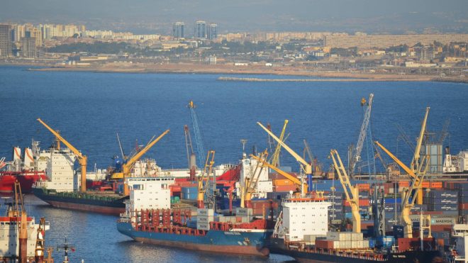 يوم دراسي حول ترقية الصادرات خارج المحروقات في الجزائر
