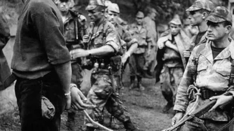 اسم إلى مزبلة التاريخ