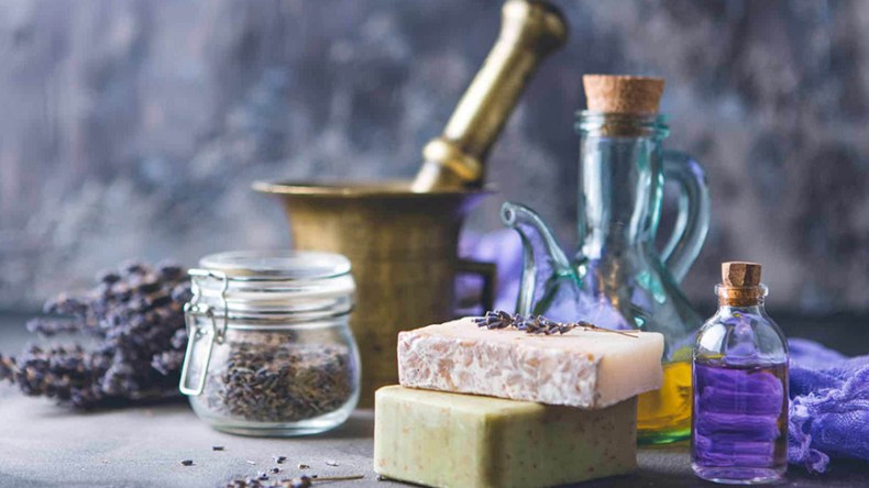 من أعماق الجزائر.. مستحضرات تجميل تنافس علامات عالمية!