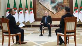 رئيس الجمهورية عبد المجيد تبون خلال اللقاء الإعلامي الدوري الأول لعهدته الثانية