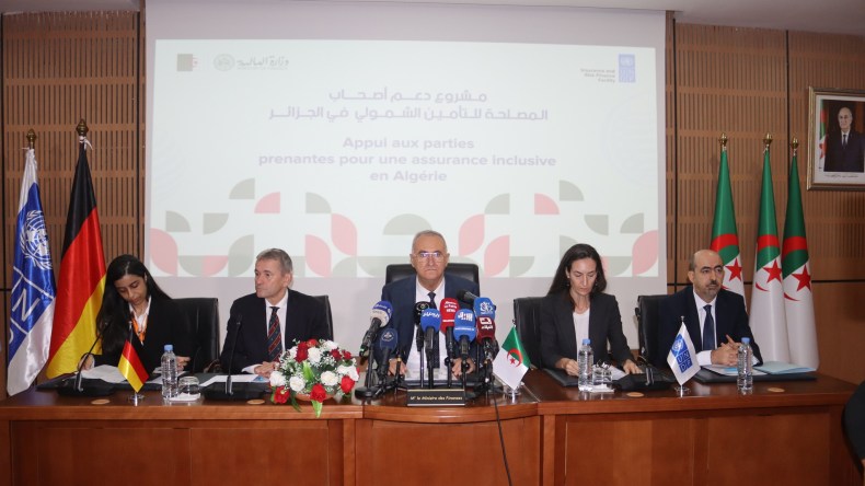 فايد يفتتح ورشة مشروع “دعم أصحاب المصلحة لتأمين شمولي في الجزائر”