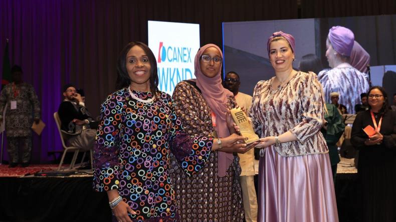 مولوجي تُشرف على توزيع جائزة التميز الأدبي للشباب الإفريقي