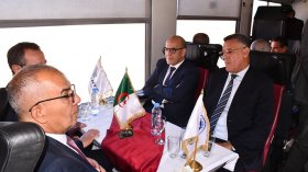 بالصور.. زهانة يُشرف على إعادة تشغيل خط السكة الحديدية “النعامة – بشار”