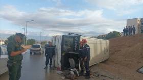 حصيلة جديدة.. إصابة 36 شخصًا في حادث انقلاب حافلة بتلمسان