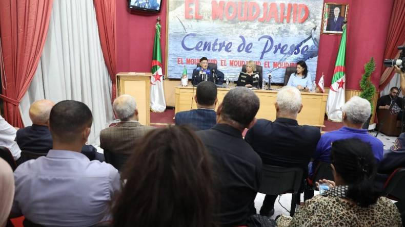 بالصور.. تنظيم منتدى الذاكرة بمناسبة الذكرى الـ63 لليوم الوطني للهجرة