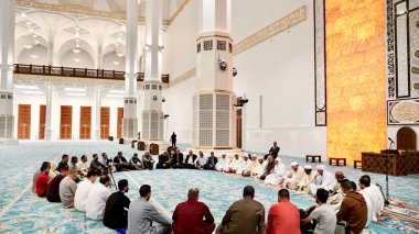 جامع الجزائر: إنطلاق عملية تحفيظ القرآن لطلبة المدرسة العليا للعلوم الإسلامية