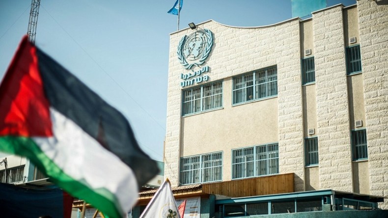 الجزائر تُدين إصدار قانونين صهيونيين يقوضان عمل “الأنروا” في فلسطين