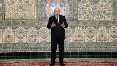 Journée nationale de l’émigration: le président de la République se recueille à la mémoire des Chouhada au Palais d’El Mouradia