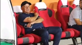 إدارة مولودية وهران تقرّر بخصوص المدرب بوزيدي