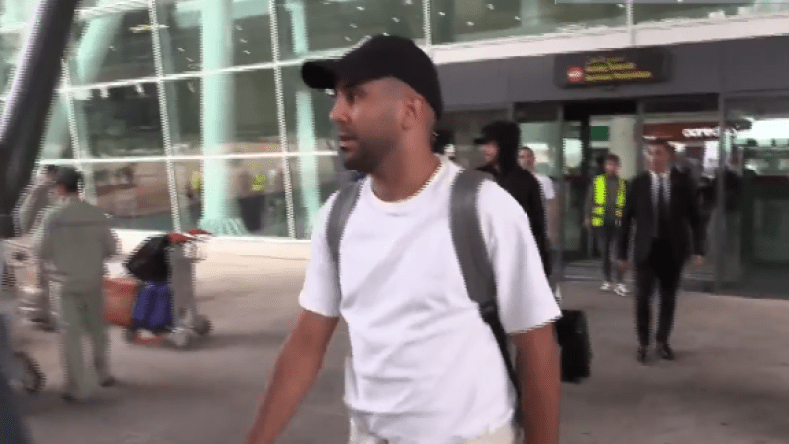 بالفيديو.. لاعبو “الخضر” يصلون تباعا إلى الجزائر تحسبا لمواجهة الطوغو