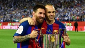 ميسي يودع صديقه إنييستا برسالة مؤثرة