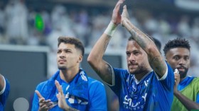  نيمار يعود إلى الميادين بعد عام من الغياب