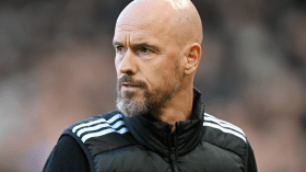 المدرب إريك تين هاغ يغادر مانشستر يونايتد