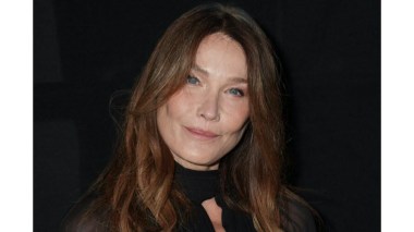 Carla Bruni vous en dit plus sur son combat contre le cancer!