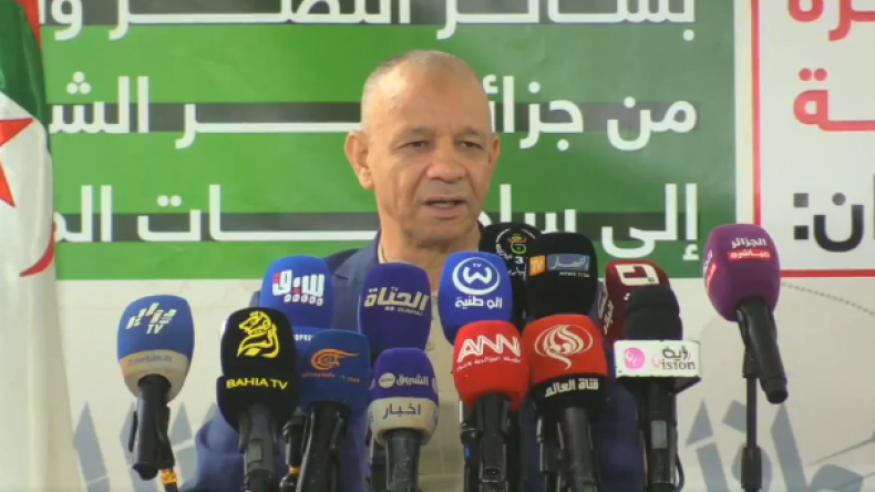 بن قرينة يدعو لإزالة الخلافات بين الأنظمة والشعوب وتفعيل الدبلوماسية الحزبية