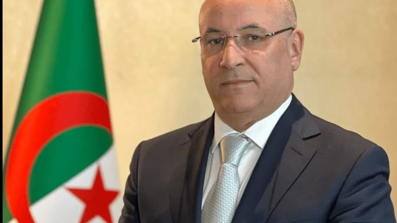 وزير التجارة في زيارة عمل إلى قطر