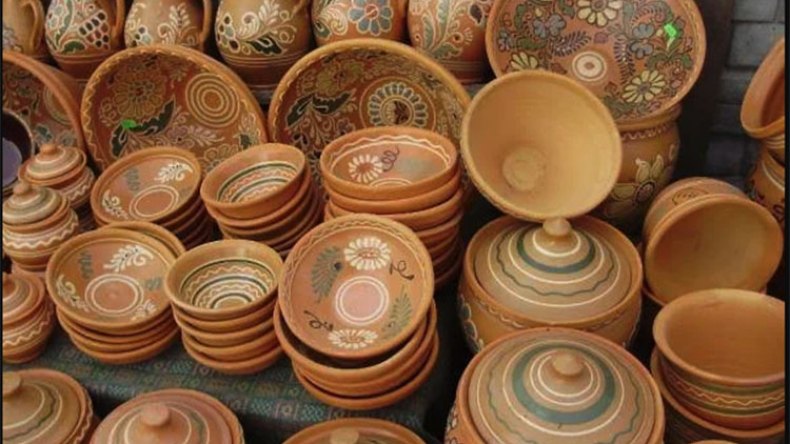 الأواني الفخارية.. حرفة تجمع بين التجارة والتراث