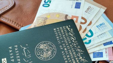 Le président ordonne l’augmentation de l’allocation touristique, de l’allocation du hadj et de la bourse des étudiants