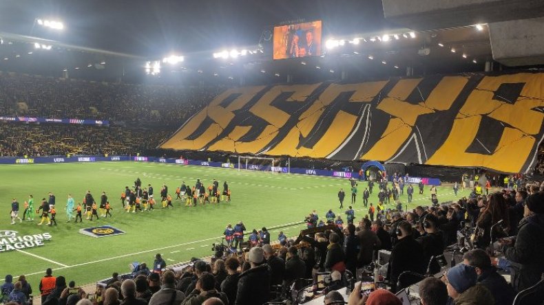 حجام يلعب فوق أرضية ميدان خطيرة بِشهادة رئيس الإنتر