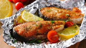 توقفي فورا عن استخدام ورق الألمنيوم في الطهي!