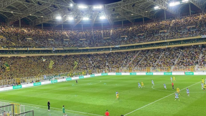 المولودية تحصد نقاط “الكلاسيكو”