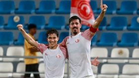 بِالفيديو: هدف بعد 24 ثانية فقط وآخر على طريقة مارادونا لِجزائريي قطر