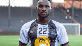 بالفيديو.. حارس مازيمبي يتحوّل إلى مهاجم ويسجل هدفين