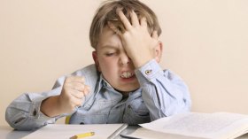 أولياء يضغطون على أبنائهم للتباهي بنجاحهم الدراسي!