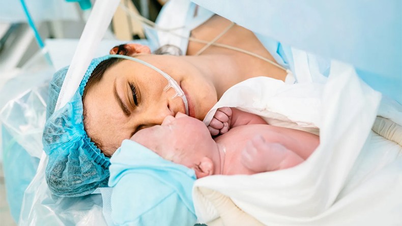 اكتئاب ما بعد الولادة.. حالة نفسية خطيرة