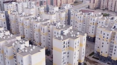 Belaribi: Le PLF 2025 prévoit la réalisation de 235.000 logements