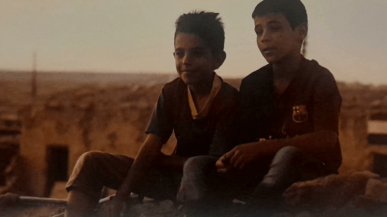 حلم طفل في حقل الأنغام