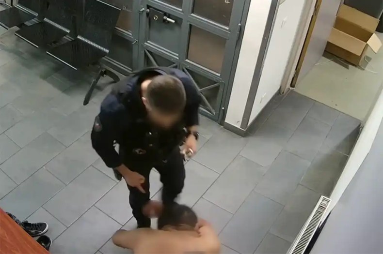 Prison avec sursis requise contre deux policiers