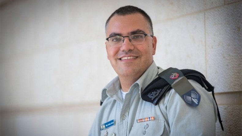 الجانحون للاستسلام!