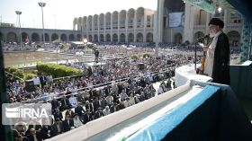 علي خامنئي: إيران “لا تتأخر ولا تقوم بالانفعال والتسرع” في الدفاع