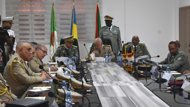 الجزائر-موريتانيا: بروتوكل تعاون مشترك بين جيشي البلدين حول تبادل المعلومات