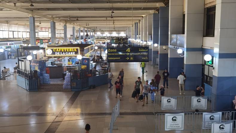 غلق كلي لمحطة خروبة لنقل المسافرين في هذه الفترة