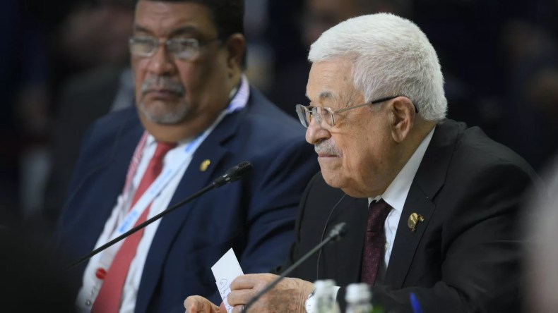 عباس: فلسطين تريد الانضمام إلى “بريكس”