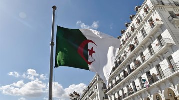 الجزائر في الطريق الصحيح عندما تتألم فرنسا!