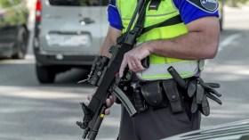 وزارة العدل السويسرية: ملزمون باعتقال نتنياهو وغالانت في حال دخولهم إلى أراضينا