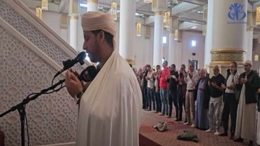 Salat El-istisqa accomplie à travers toutes les mosquées du pays