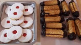 حلويات تباع في المراكز التجارية بدون معلومات