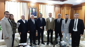 عرقاب يستقبل رئيس شركة “هاس أوزسليك” التركية لتعزيز التعاون في قطاع المناجم