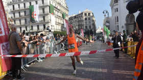 نصف ماراطون ولاية الجزائر.. مشاركة أكثر من 900 عداء و عداءة في السباق